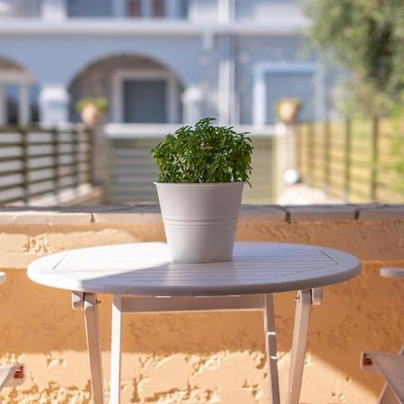Romanos Apartments Gaios Exterior photo